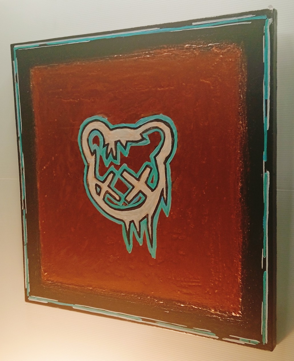 Right view of COPPER BEARZ